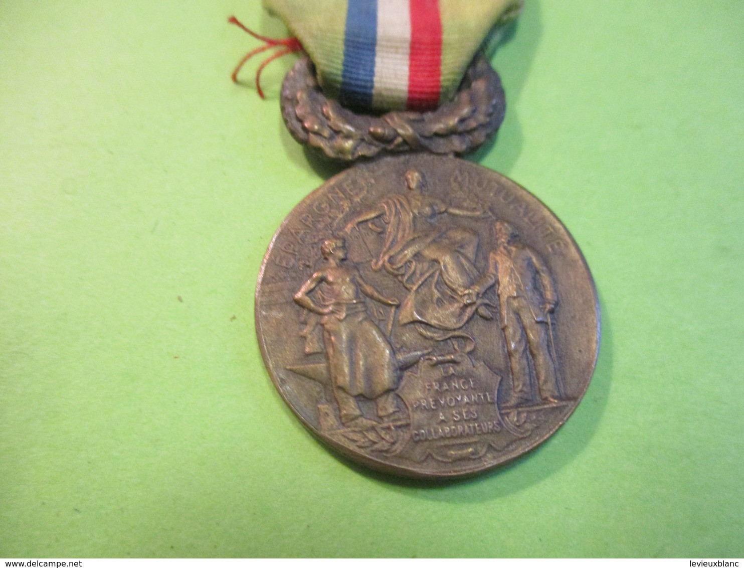 Médaille Fr Ancienne/Epargne Mutualité/La France Prévoyante à Ses Collaborateurs /Bronze/Vers 1900-1910. MED323bis - Frankrijk