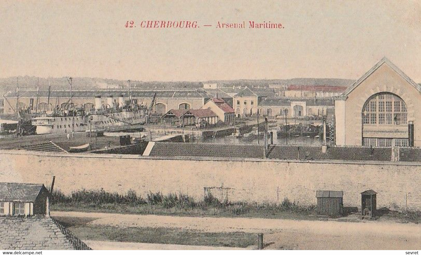 CHERBOURG. - Arsenal Maritime. Cliché Pas Courant En Couleur - Cherbourg