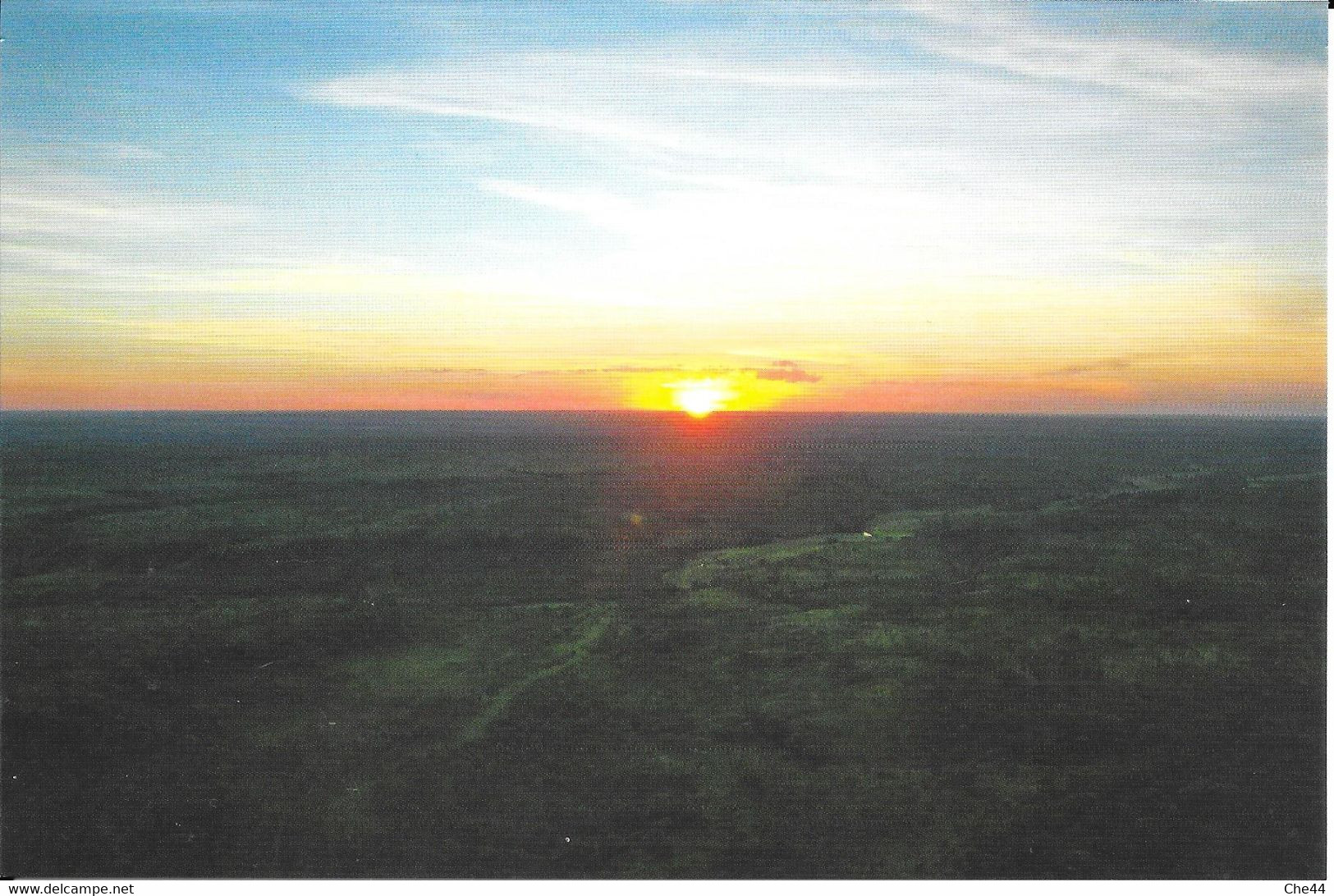 Carte Postale : Zimbabwe : Coucher De Soleil. (Voir Commentaires) - Simbabwe