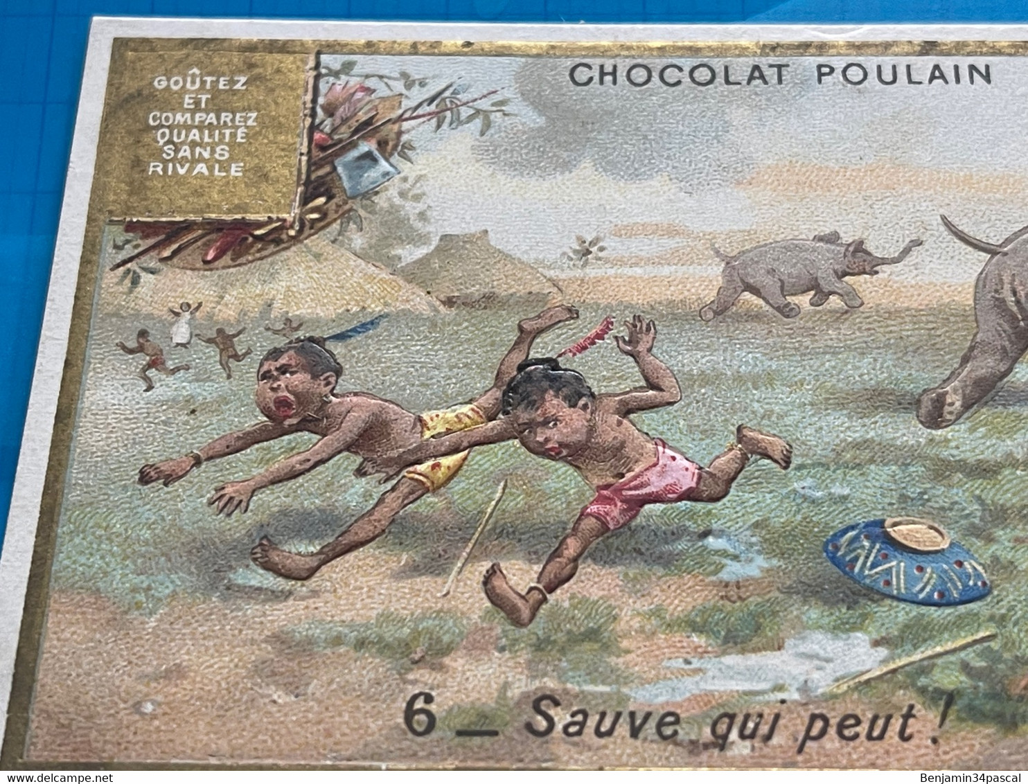 Carte Image Chromo Chocolat Poulain -Afrique - Le Progrès - Éléphant Et Pygmée- Sauve Qui Peut - Humour - Chocolate