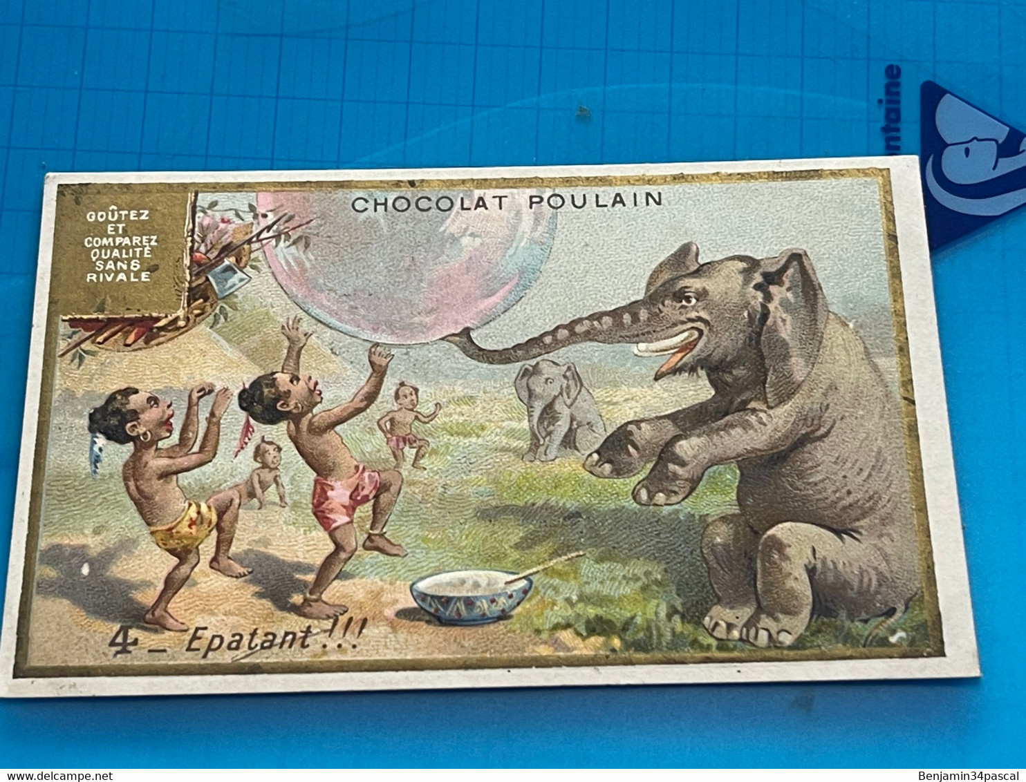 Carte image chromo chocolat Poulain -Afrique - Le Progrès - Éléphant et Pygmée- Épatant !! - Humour