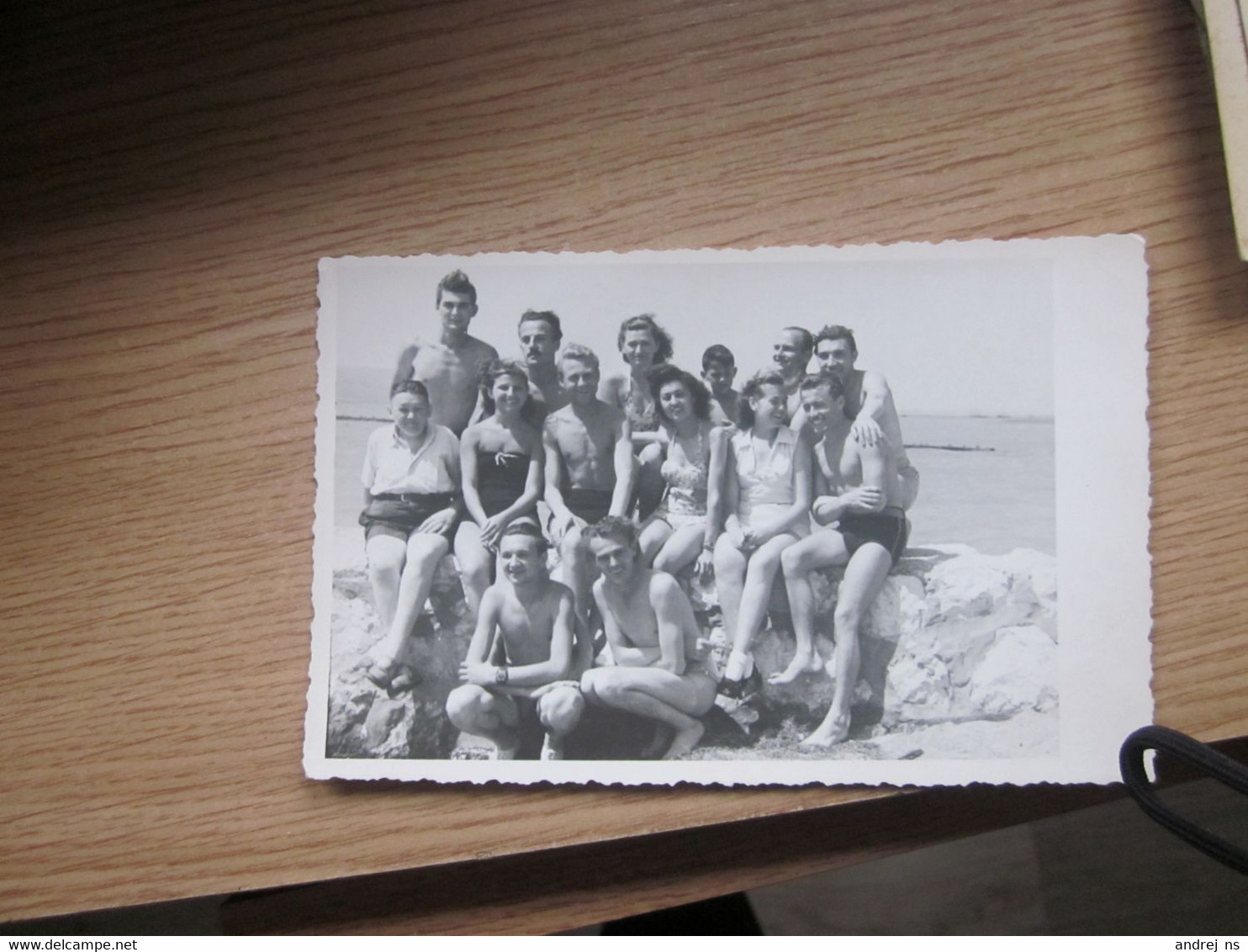 Muscular Man Swimsuit Women Group Old Photo Postcards - Mode