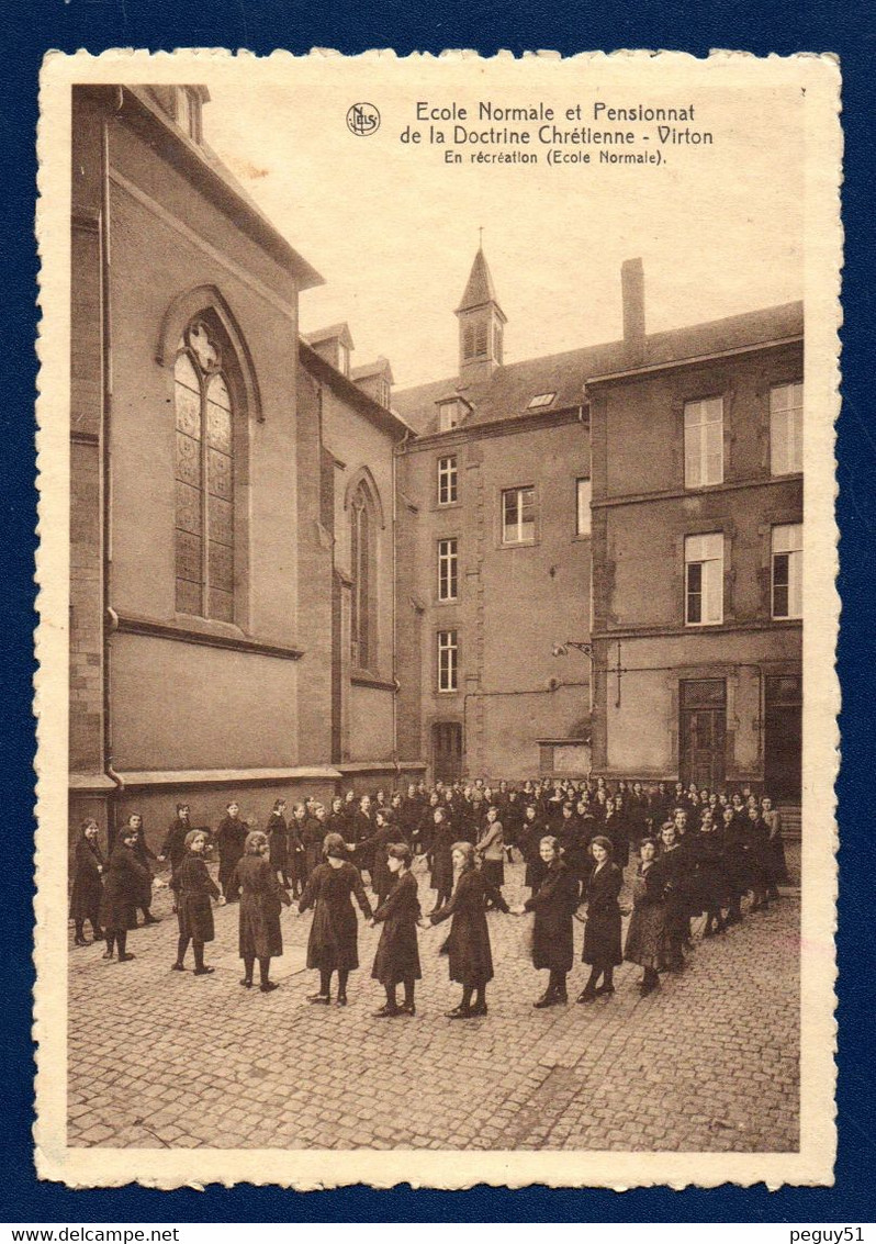Virton. Ecole Normale Et Pensionnat De La Doctrine Chrétienne. En Récréation ( Ecole Normale). 1947 - Virton