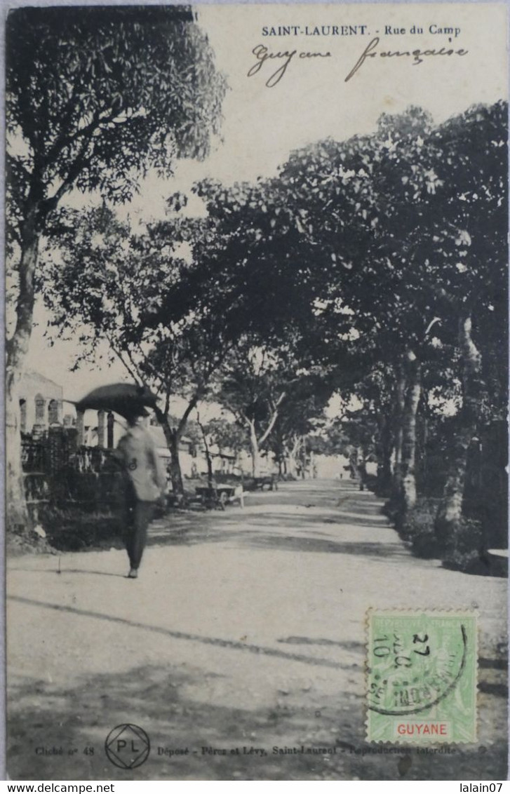 C. P. A. : GUYANE : SAINT-LAURENT DU MARONI : Rue Du Camp, Animé, Timbre En 1910 - Saint Laurent Du Maroni