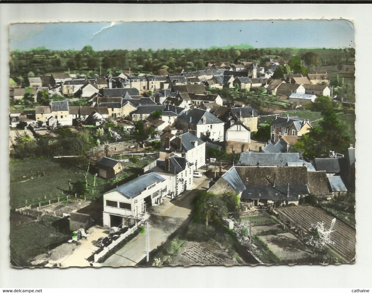 18 . PREVERANGES . VUE AERIENNE . GARAGE " ANTAR " POMPES A ESSENCE - Préveranges