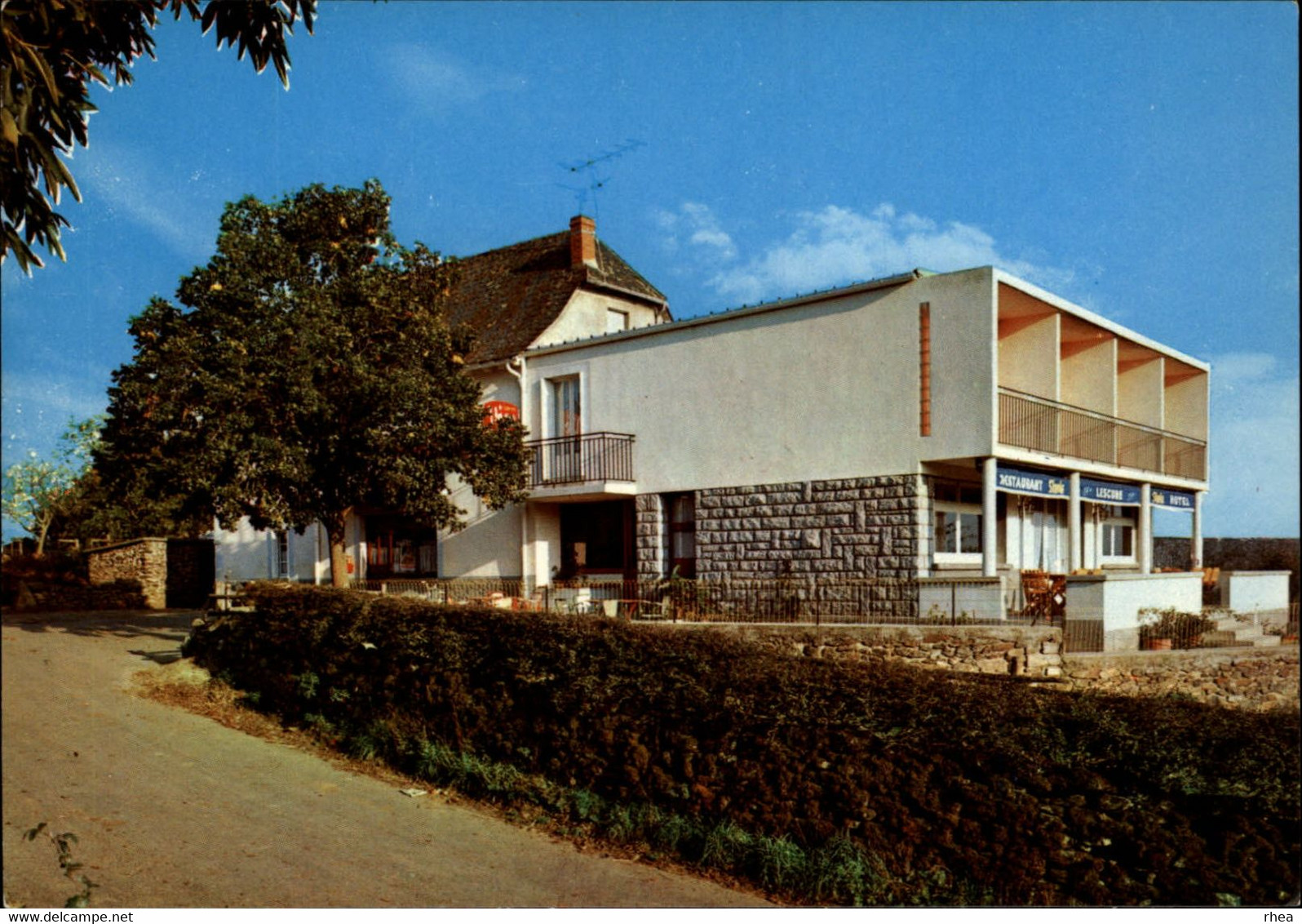 15 - ARPAJON - VEZELS-ROUSSY - Auberge Lescure - 2 CARTES - Carte Publicitaire - Arpajon Sur Cere