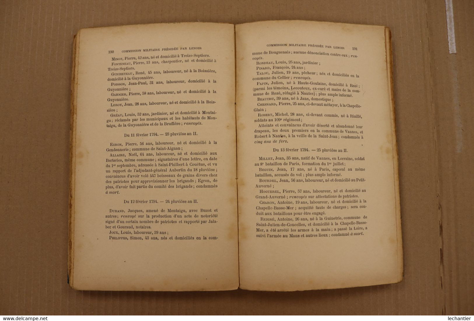 La justice révolutionnaire à NANTES et Loire Inférieure -Alfred Lallié  1896 -  424 pages B.E. - B. CIER libraire Nantes