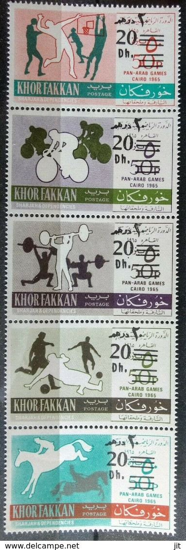 153. KHOR FAKKAN 1965 STRIP/5 STAMP PAN - ARAB GAMES , FOOTBALL, CYCLING, BASKETBALL,"SURCHARGED". MNH - Khor Fakkan