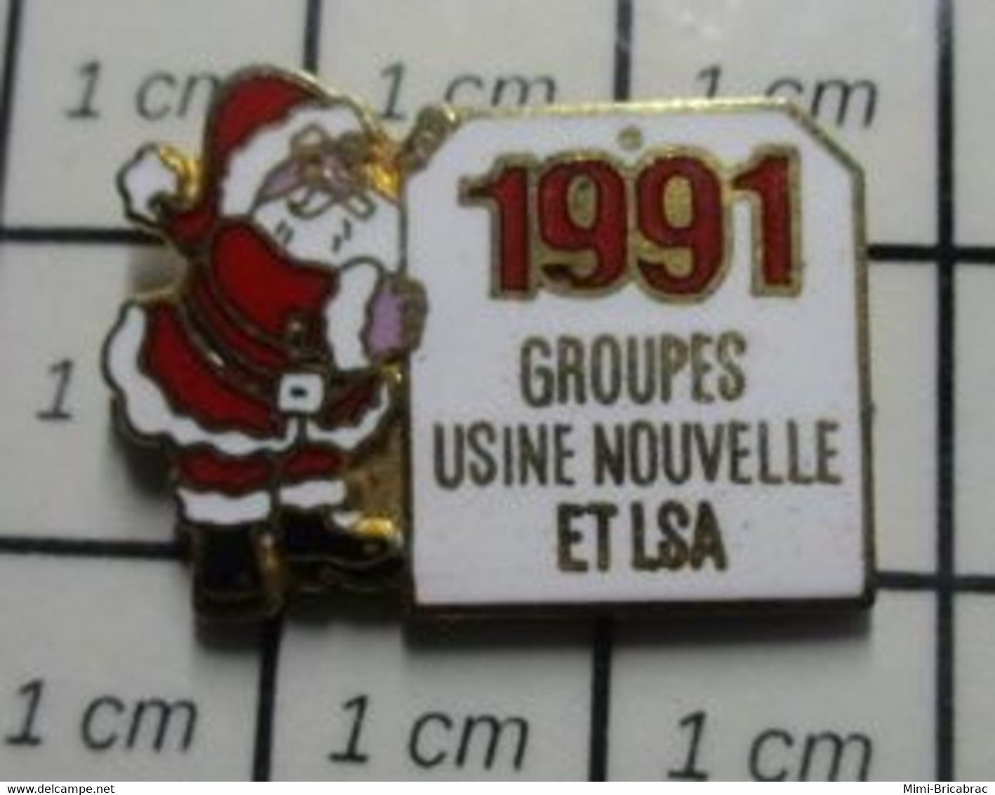 911B Pin's Pins / Beau Et Rare /  NOEL / PERE NOEL ! GROUPE USINE NOUVELLE ET LSA - Christmas