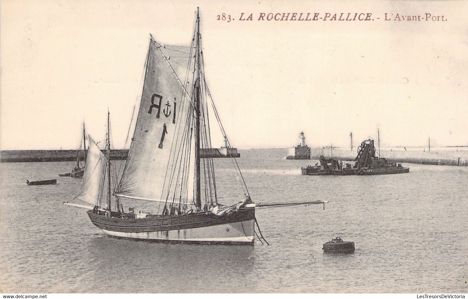 CPA FRANCE - 17 - LA ROCHELLE Palisse - L'Avant Port - Bateau - La Rochelle