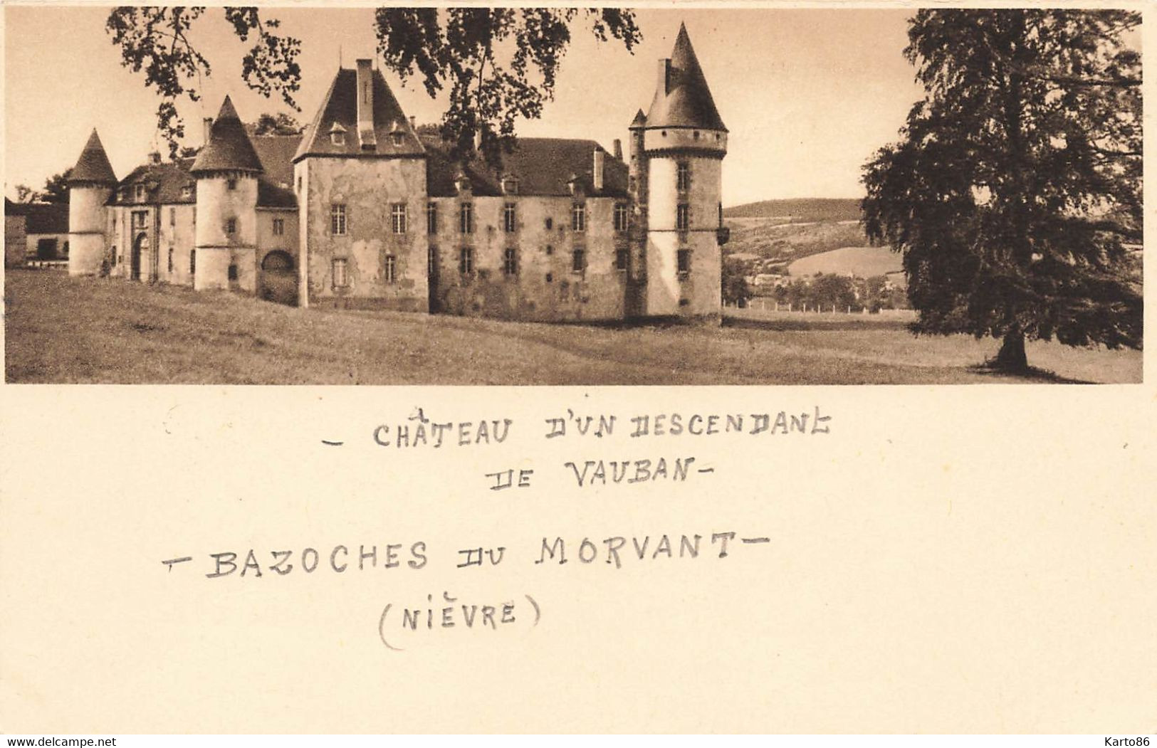 Bazoches Du Morvand * Château - Bazoches