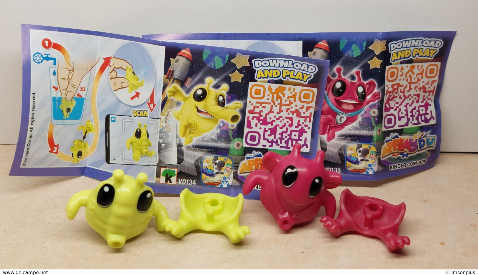 2022 Ferrero - Kinder Surprise - VD134 & VD135 - Water Spray Alien - Complete Set + 2 BPZ's - Monoblocs