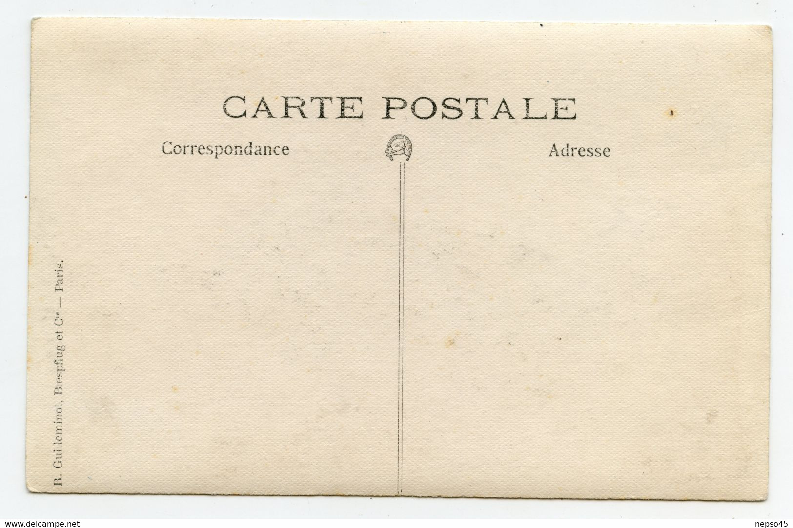 Carte Photo.santé.curiosité.femme Handicapée Sans Mains.travaille Et Fait De La Couture Avec Ses Pieds. - Santé