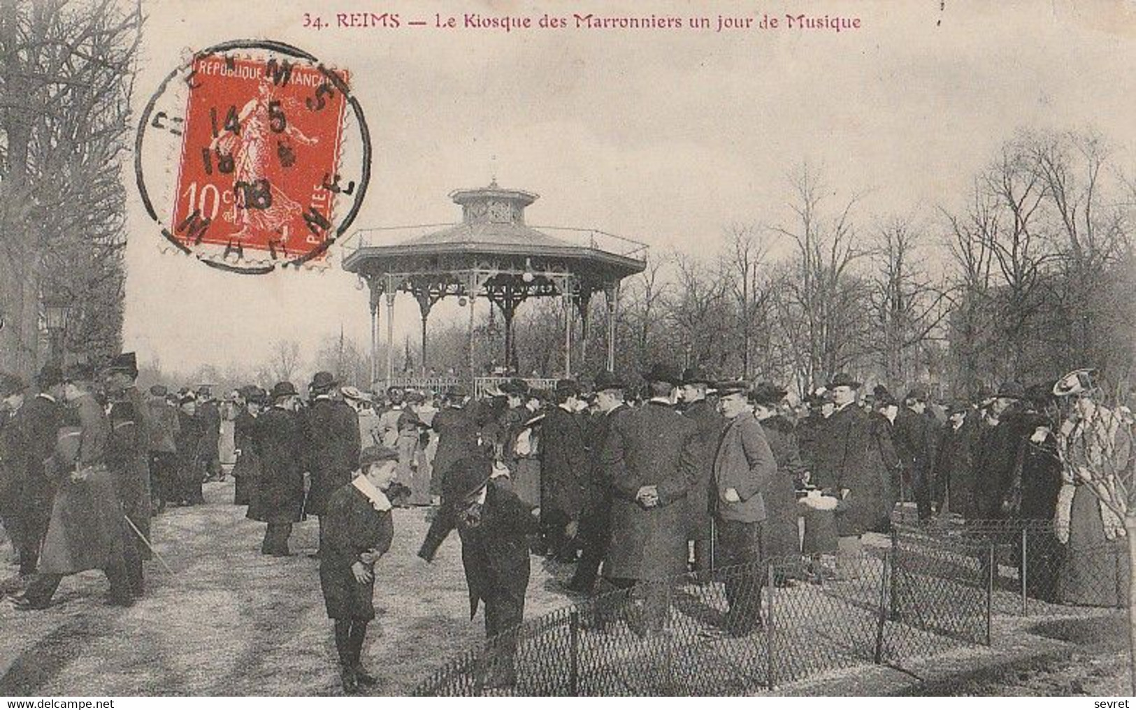 REIMS. - Le Kiosque Des Marronniers Un Jour De Musique - Reims