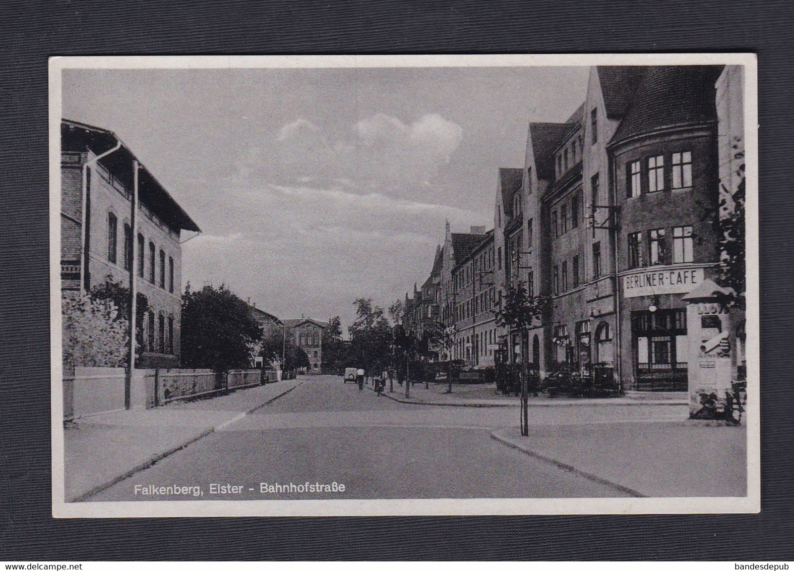 AK Falkenberg / Elster Bahnhofstrasse ( Berliner Cafe  54373) - Falkenberg