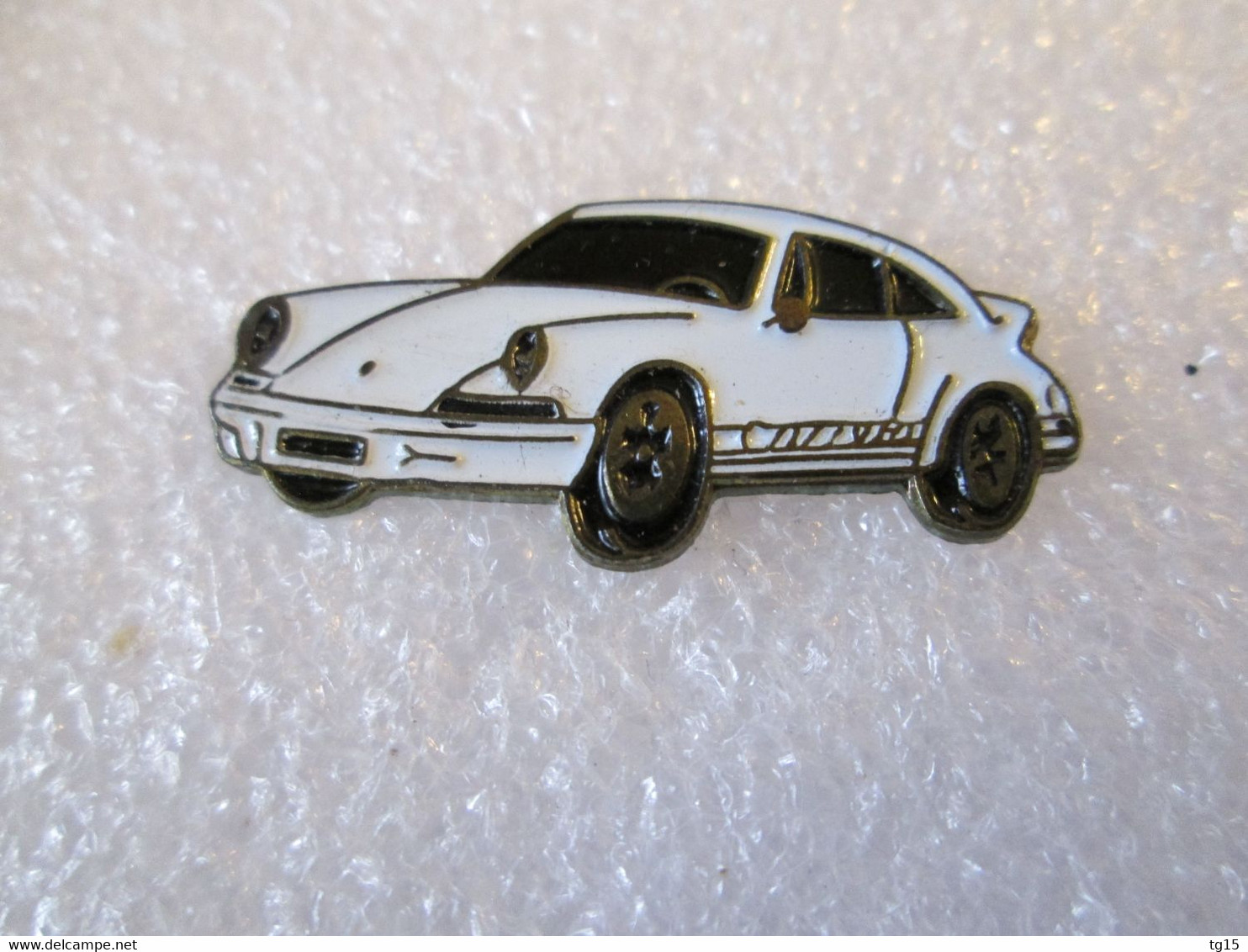 PIN'S   PORSCHE 911 CARRERA - Porsche