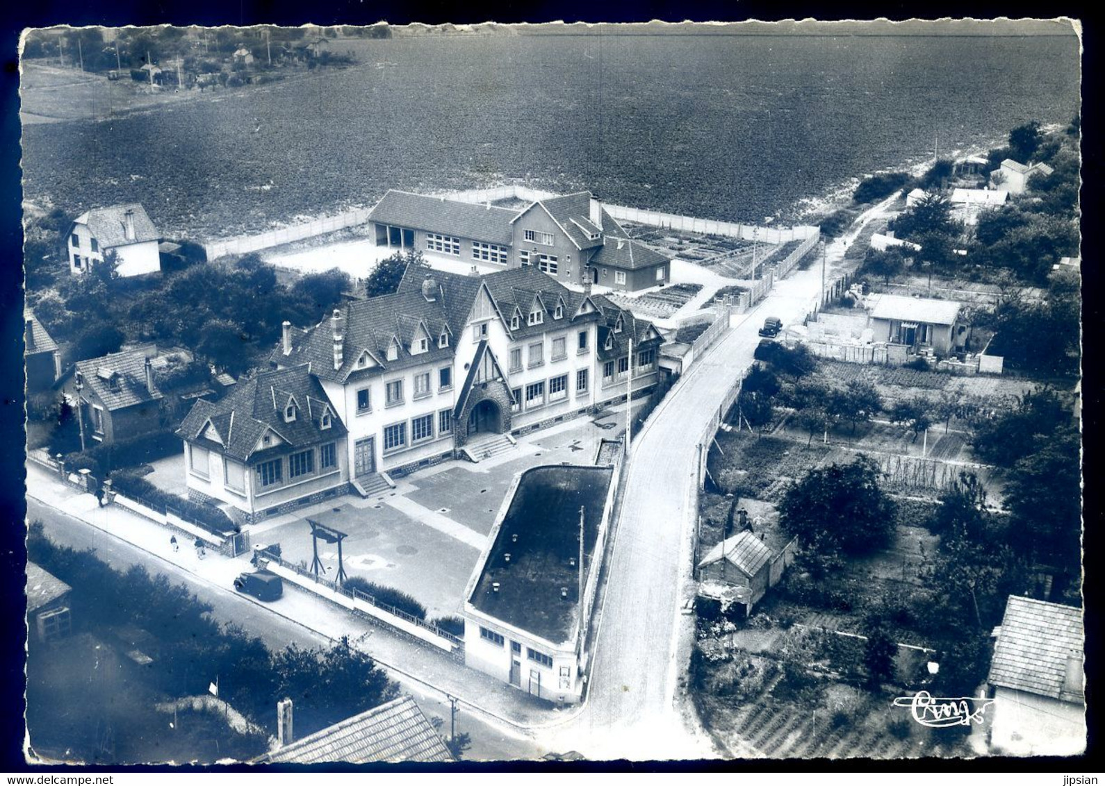 Cpsm Du 95 Fosses Groupe Scolaire De La Gare -- Vue Aérienne   Aout22-103 - Fosses