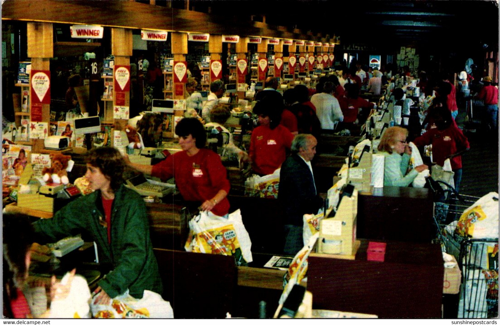 Connecticut Norwalk Stew Leonard's World's Largest Dairy Store - Norwalk