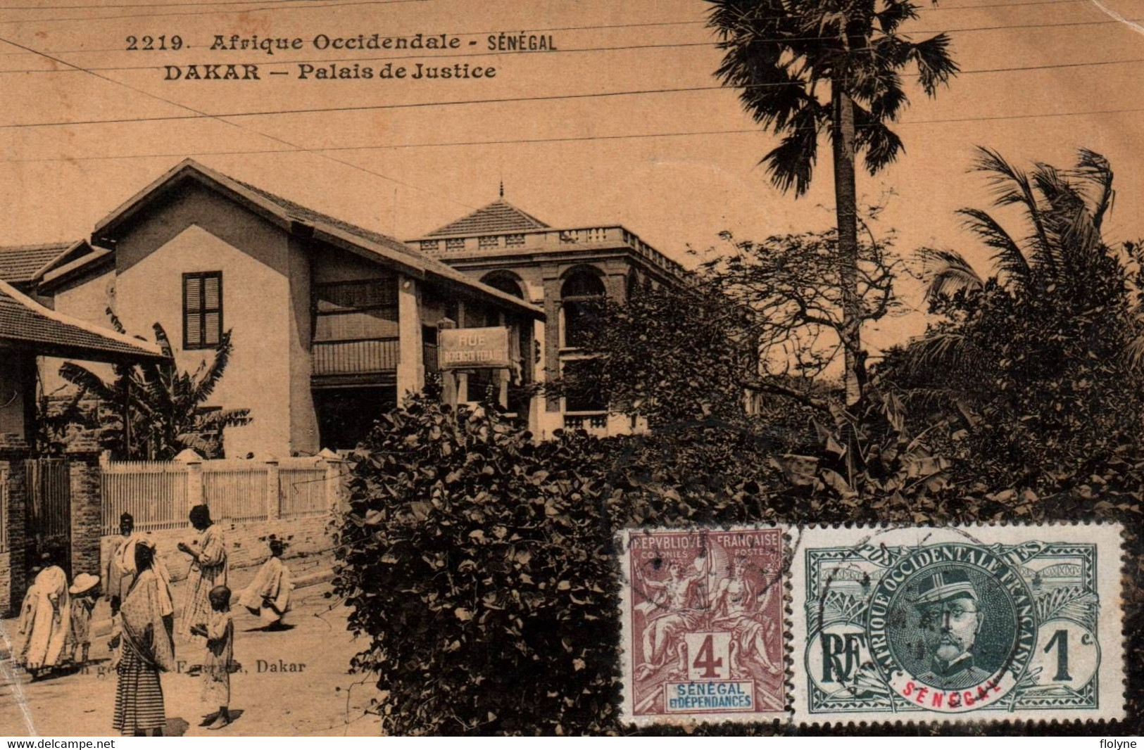 Dakar - Rue Et Le Palais De Justice - Sénégal - Timbres Stamps - Sénégal