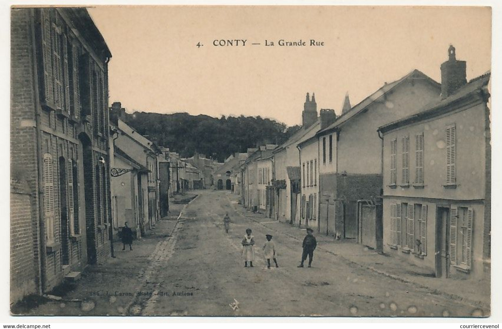 CPA - CONTY (Somme) - La Grande Rue - Conty