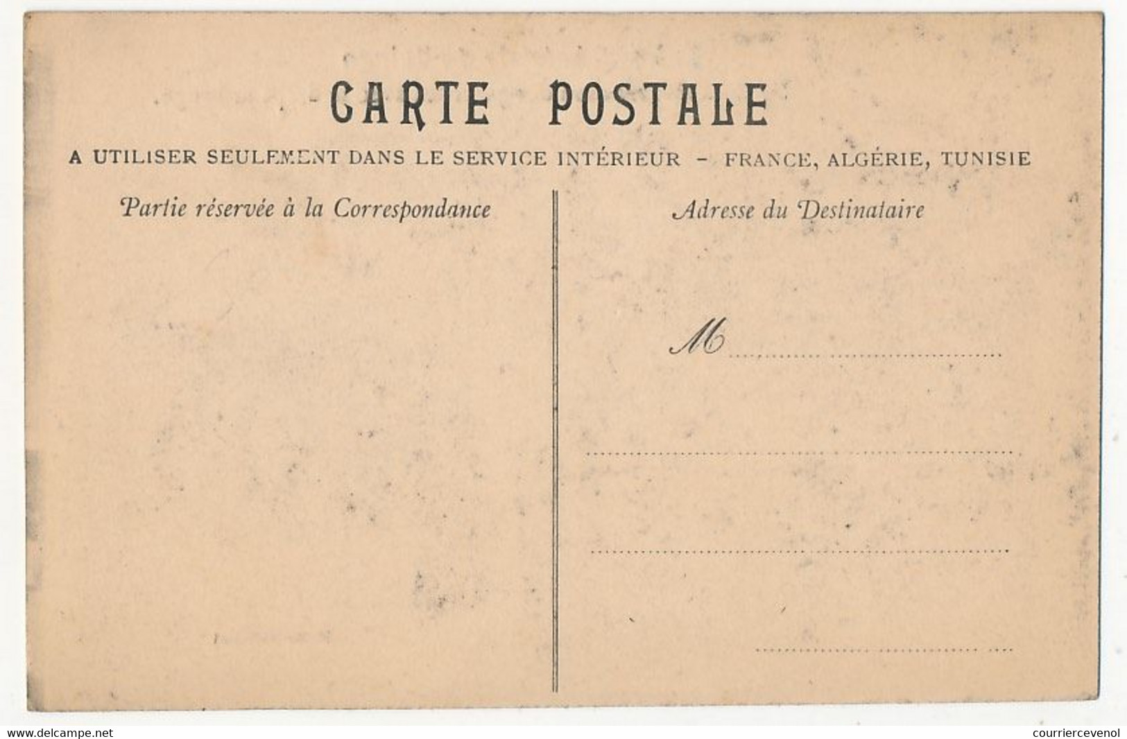 CPA - VOIRON (Isère) - Grève Générale De Voiron - Sortie D'une Réunion De Grévistes Avec Le Drapeau Rouge - Voiron