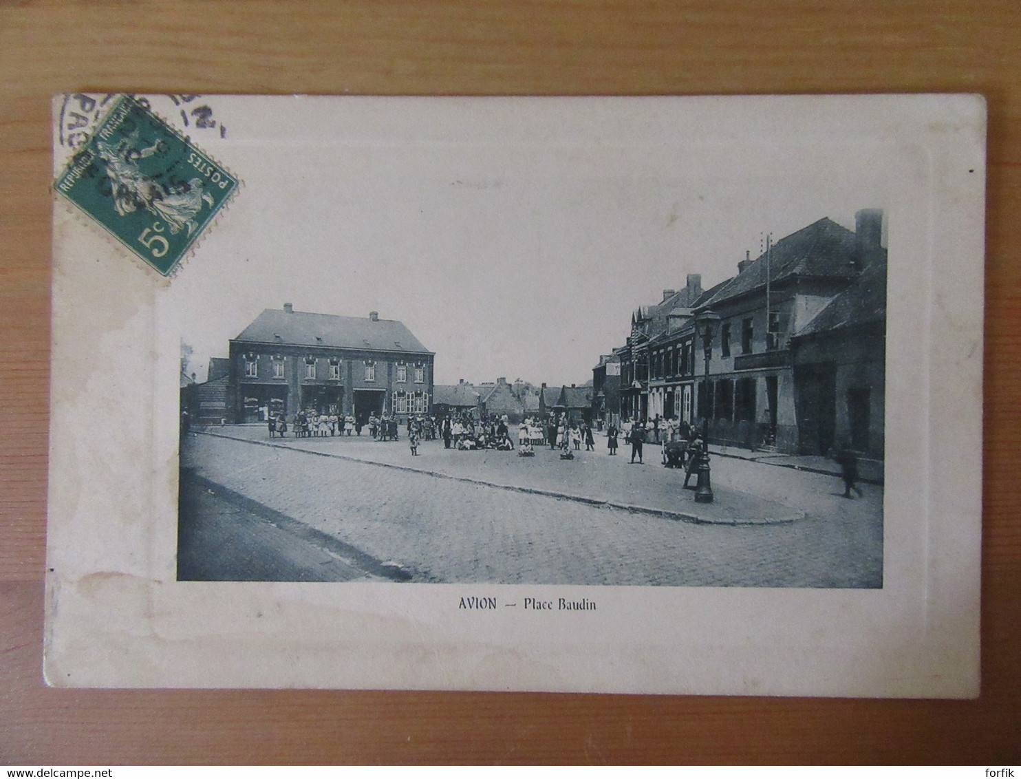 Avion - Place Baudin - Carte Animée, Circulée En 1910 - Avion