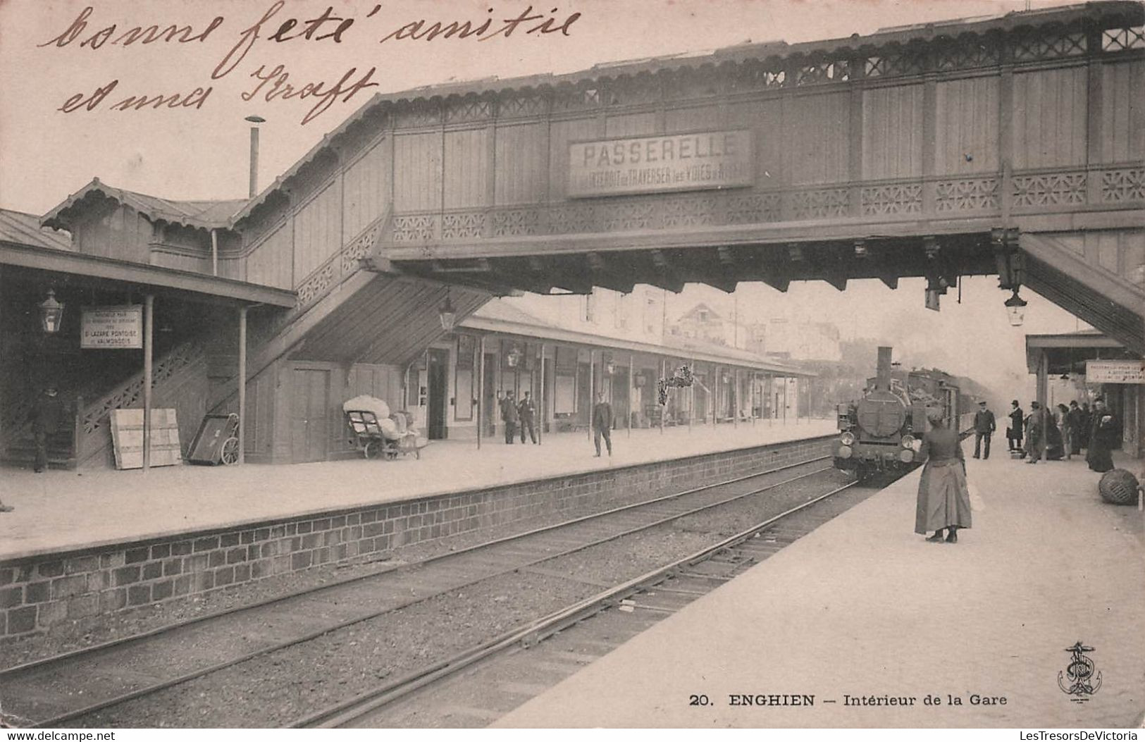 CPA Gare Avec Train - Enghien Interieur De La Gare - Passerelle - Chemin De Fer - Animé - Gares - Avec Trains