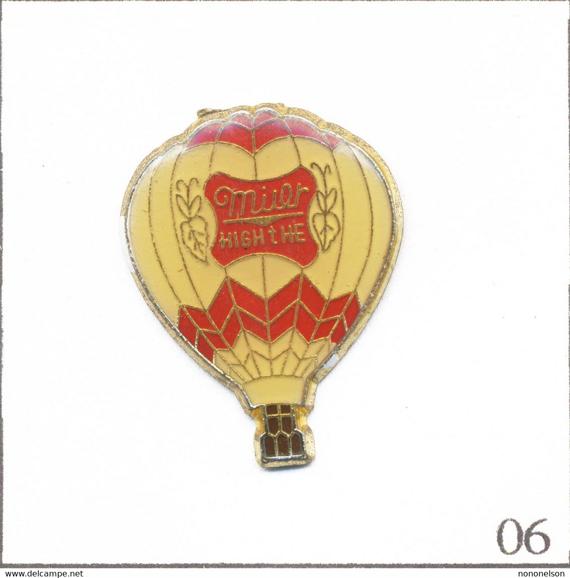 Pin's Transport - Montgolfière / Ballon Bière “Miler Hight He“. Non Estampillé. Epoxy. T918-06 - Airships