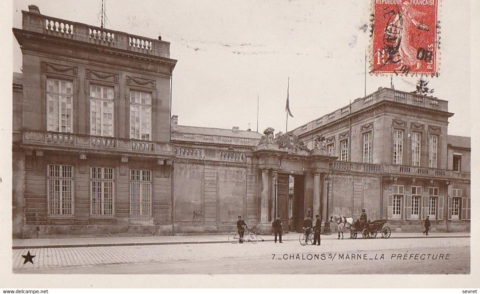 CHALONS-SUR-MARNE. - La Préfecture. Carte Brillante Pas Courante - Châlons-sur-Marne