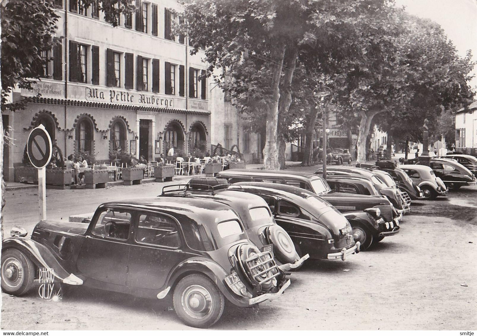 CASTELLANE - MA PETITE AUBERGE - AUTOMOBILES CLASSIC CARS OLDTIMERS - ALPES DE HAUTE PROVENCE - Castellane