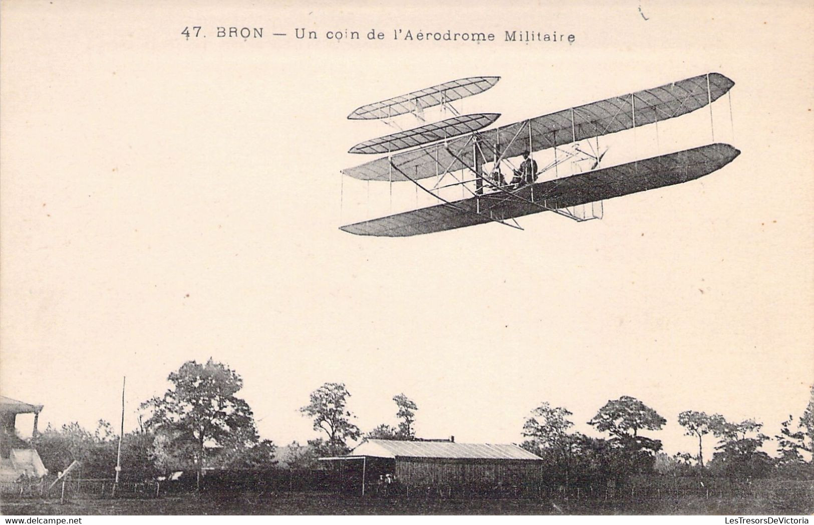 CPA - AVIATION - 47 - BRON - Un Coin De L'Aérodrome Militaire - Vliegvelden