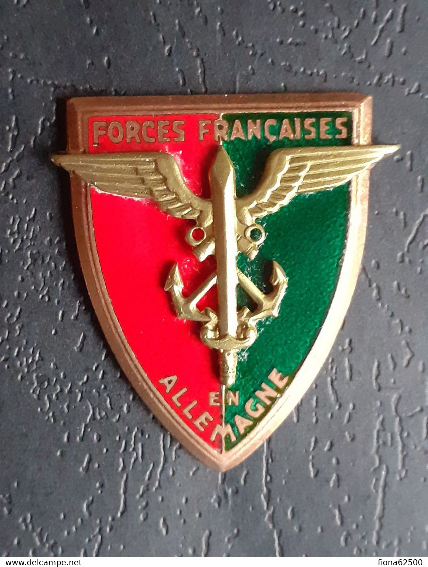 INSIGNE DES FORCES FRANCAISES EN ALLEMAGNE . - Armée De Terre