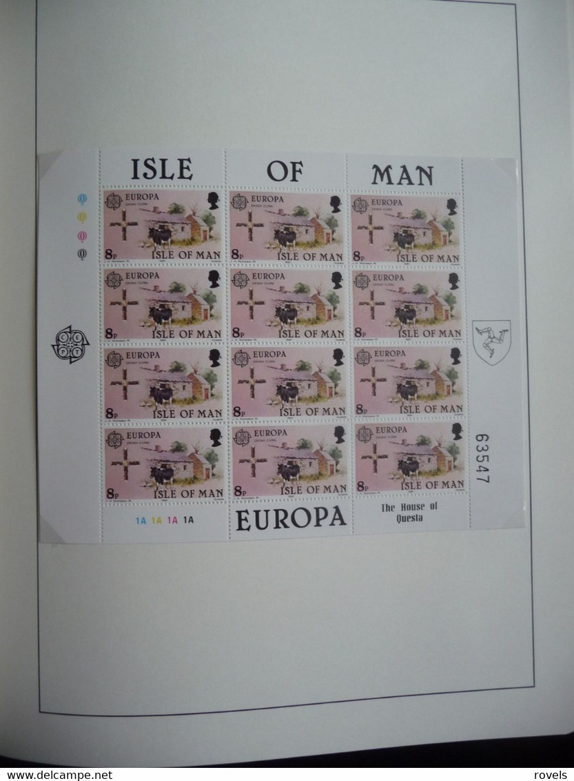 Europa -cept 1979 through 1982 MNH . all in a luxury leuchttrum album. see scan.