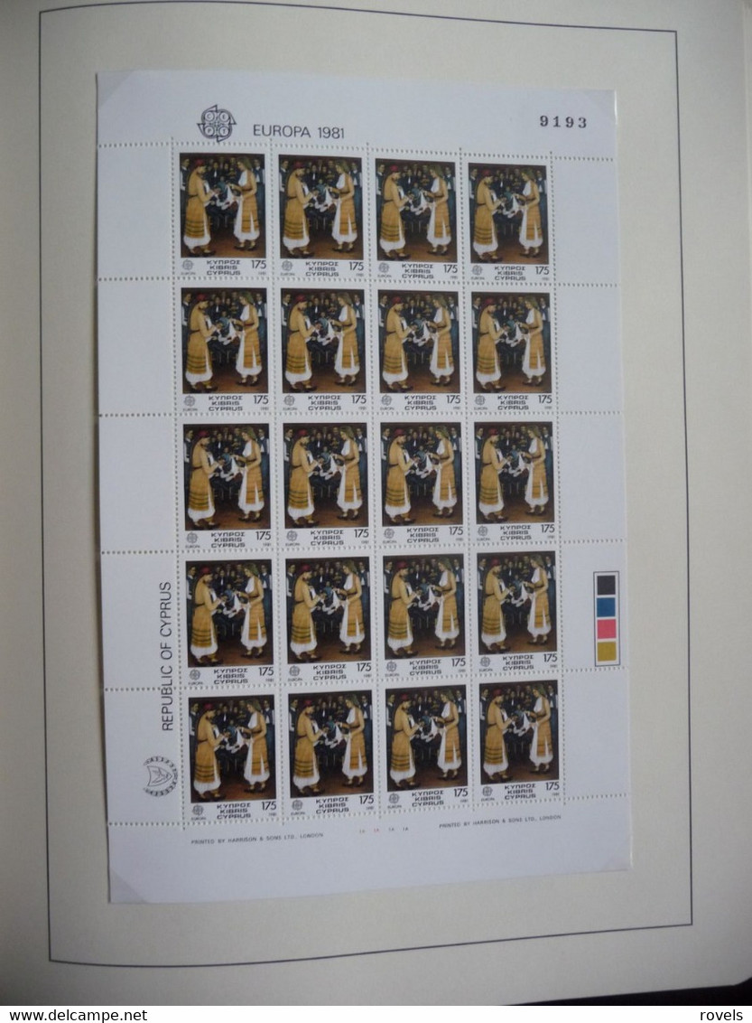 Europa -cept 1979 through 1982 MNH . all in a luxury leuchttrum album. see scan.