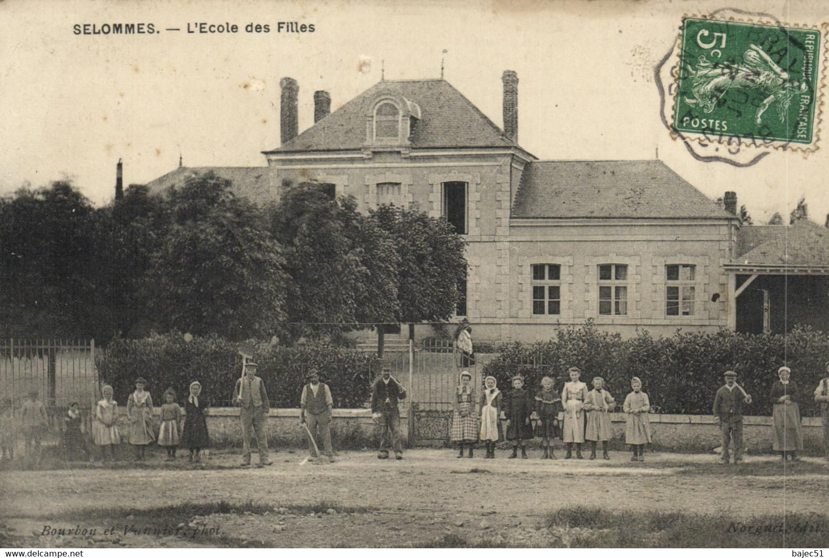 Selommes - L'école Des Filles "animés" - Selommes