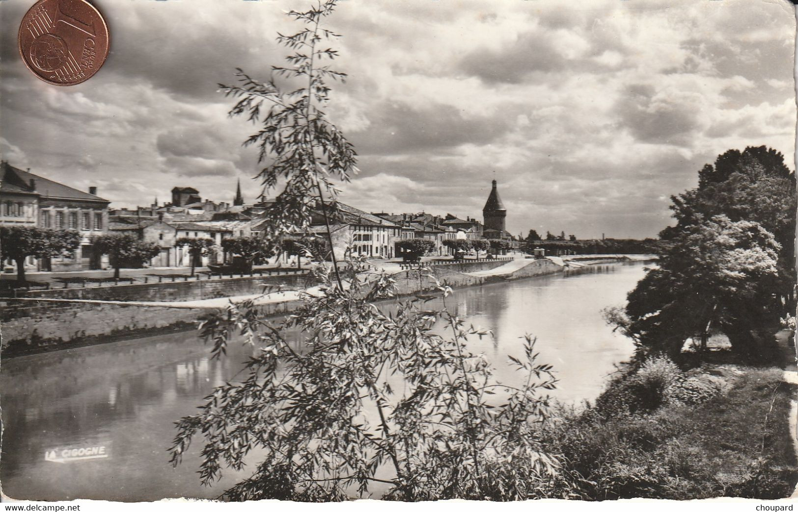 33 - Carte Postale Semi Moderne De LIBOURNE   Les Quais - Libourne