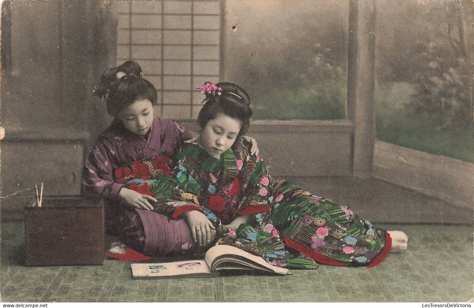 CPA - Japon - Japonnaise Lisant Un Livre - Colorisé - Tenue Traditionnelle - Oblitéré Liège 1912 - Autres & Non Classés
