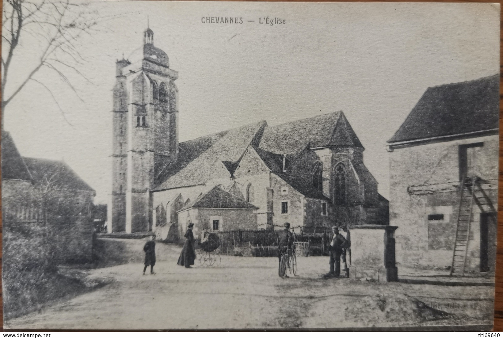 CPA CHEVANNES (89) - L'Eglise (animée) - Chevannes