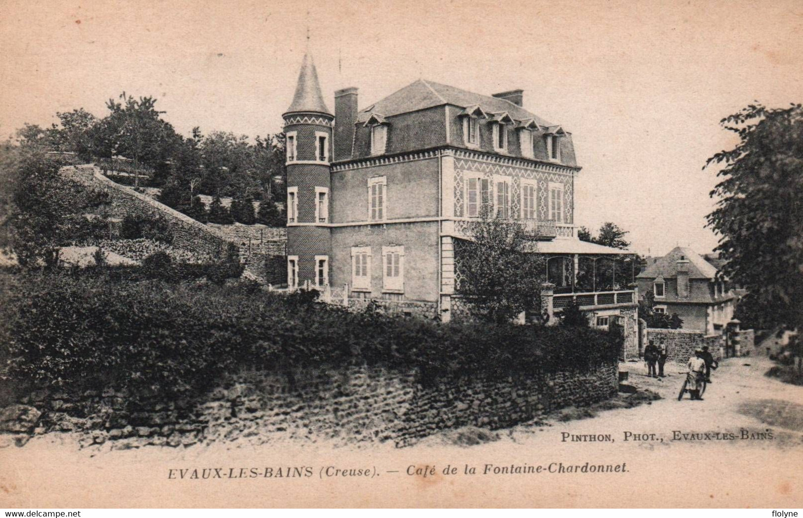 évaux Les Bains - Le Café De La Fontaine Chardonnet - Evaux Les Bains