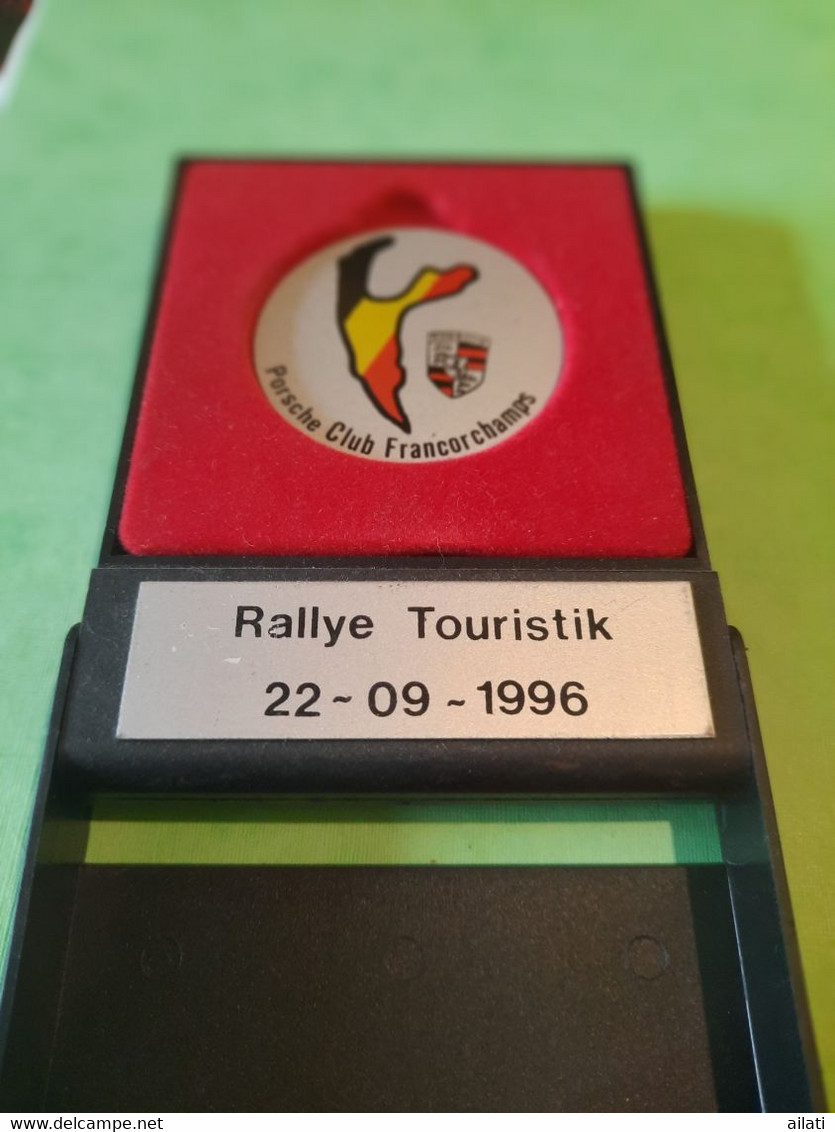 Médaille De Rallye Touristique Belges Porche - Professionali / Di Società