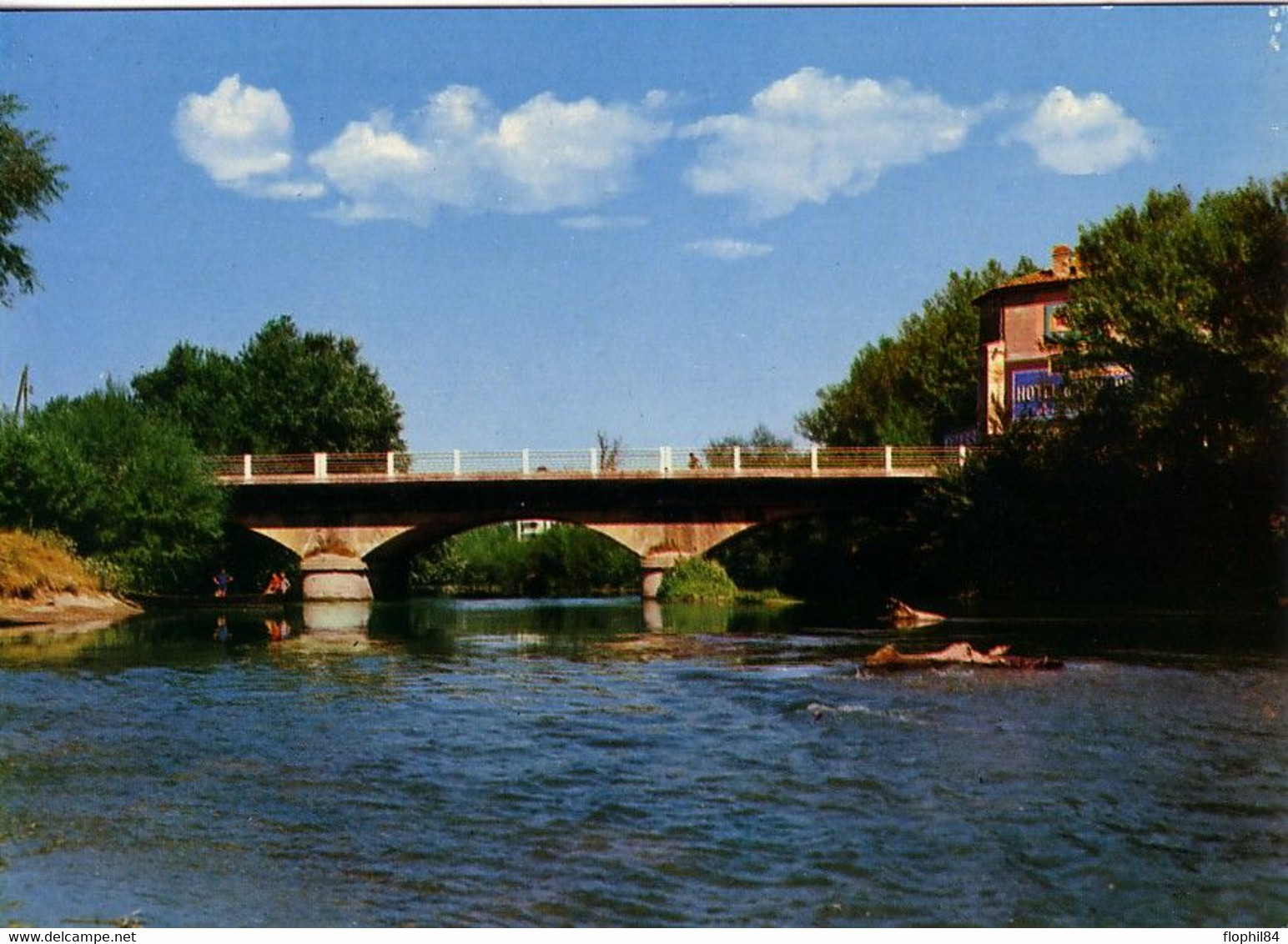 SORGUES - PONT SUR L'OUVEZE - ROUTE DE CHATEAUNEUF DU PAPE - CARTE NEUVE. - Sorgues