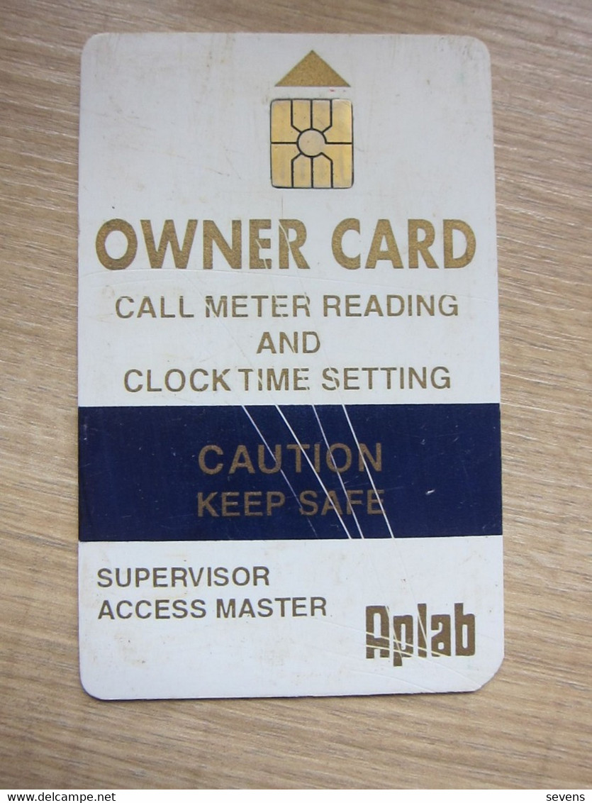 Aplab Chip Phonecard, Owner Card, Used With Scratchs,corner Cut A Small Part - Inde