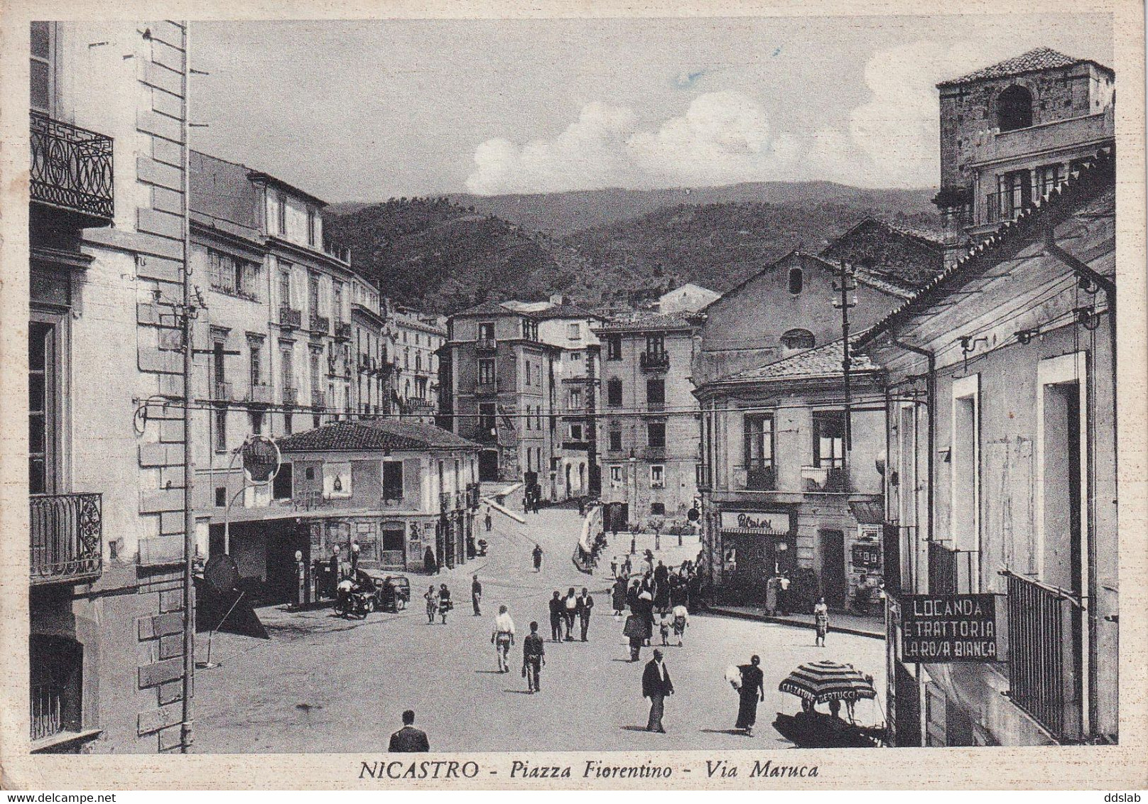 Nicastro (Lamezia Terme) - Piazza Fiorentino E Via Maruca - Animatissima, Viaggiata Anni '50 - Ed. Proto - Lamezia Terme