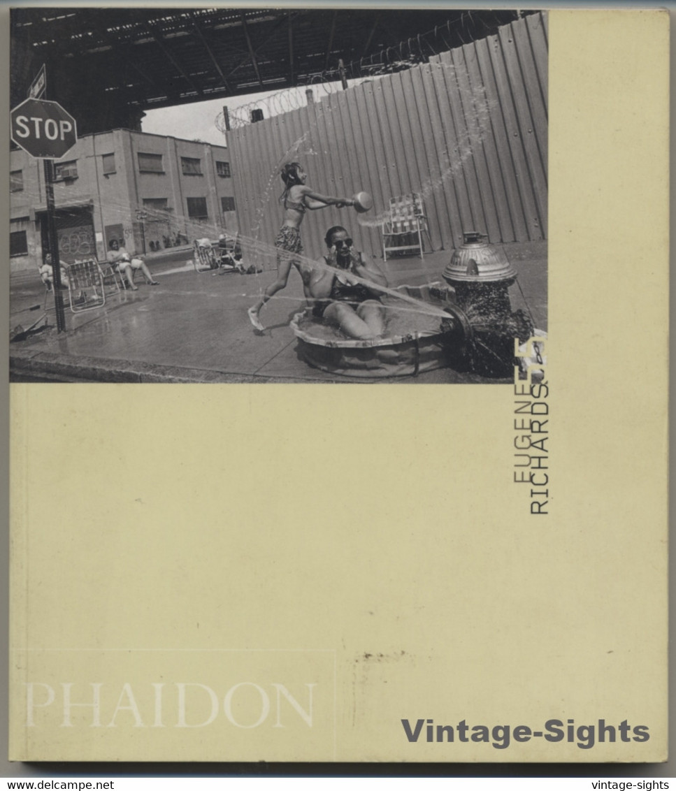 Eugene Richards (55) / Autographed - Signed (Vintage Photobook Phaidon) - Photography