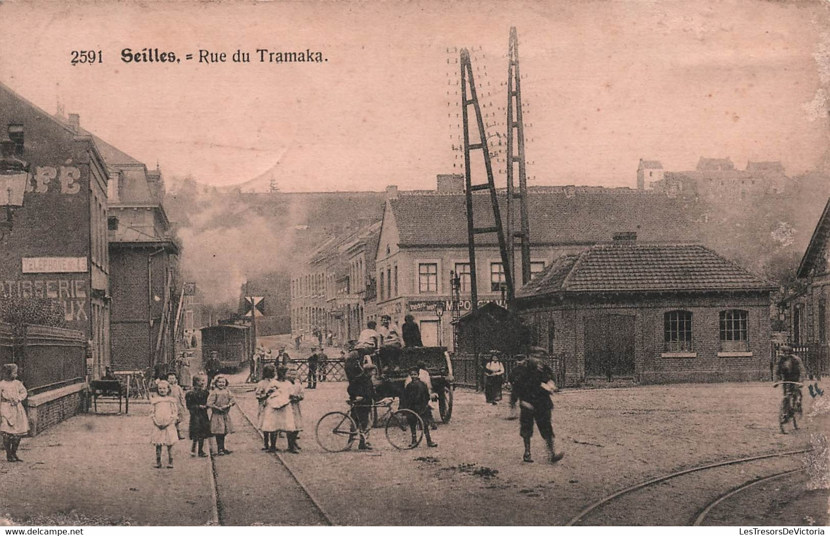 CPA Seilles - Rue Du Tramaka - Tres Animé - Vélo - Tramway - Other & Unclassified