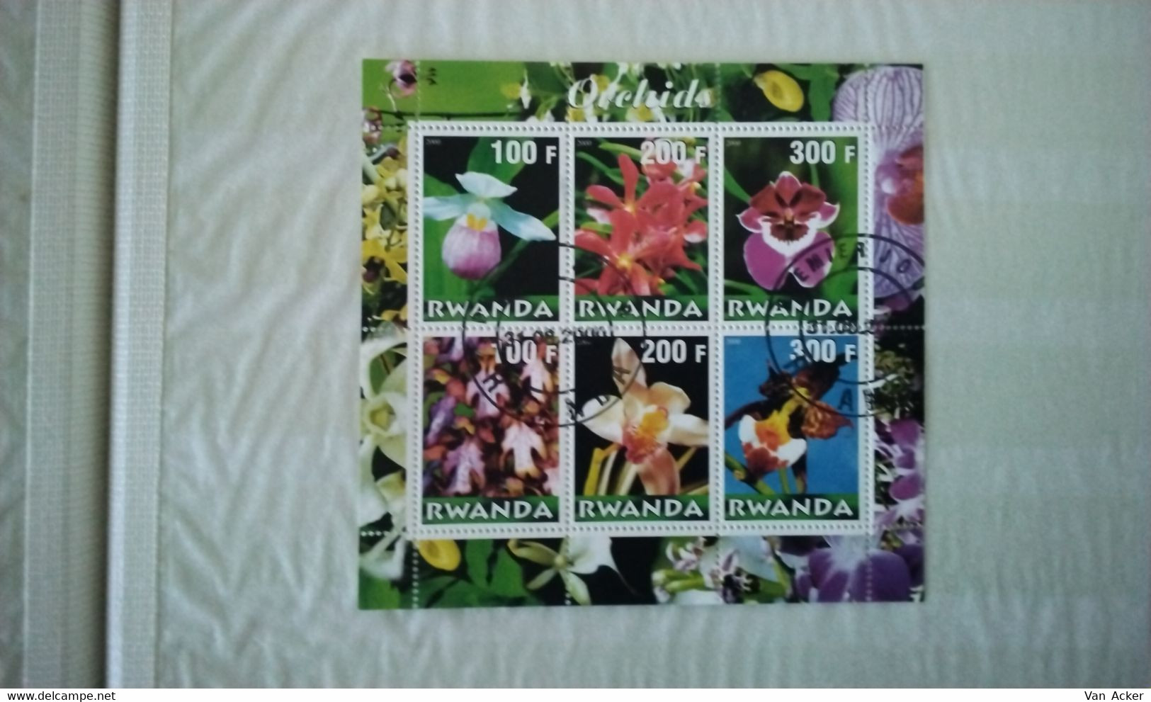 Rwanda Flowers Orchid 2000 Used. - Usati