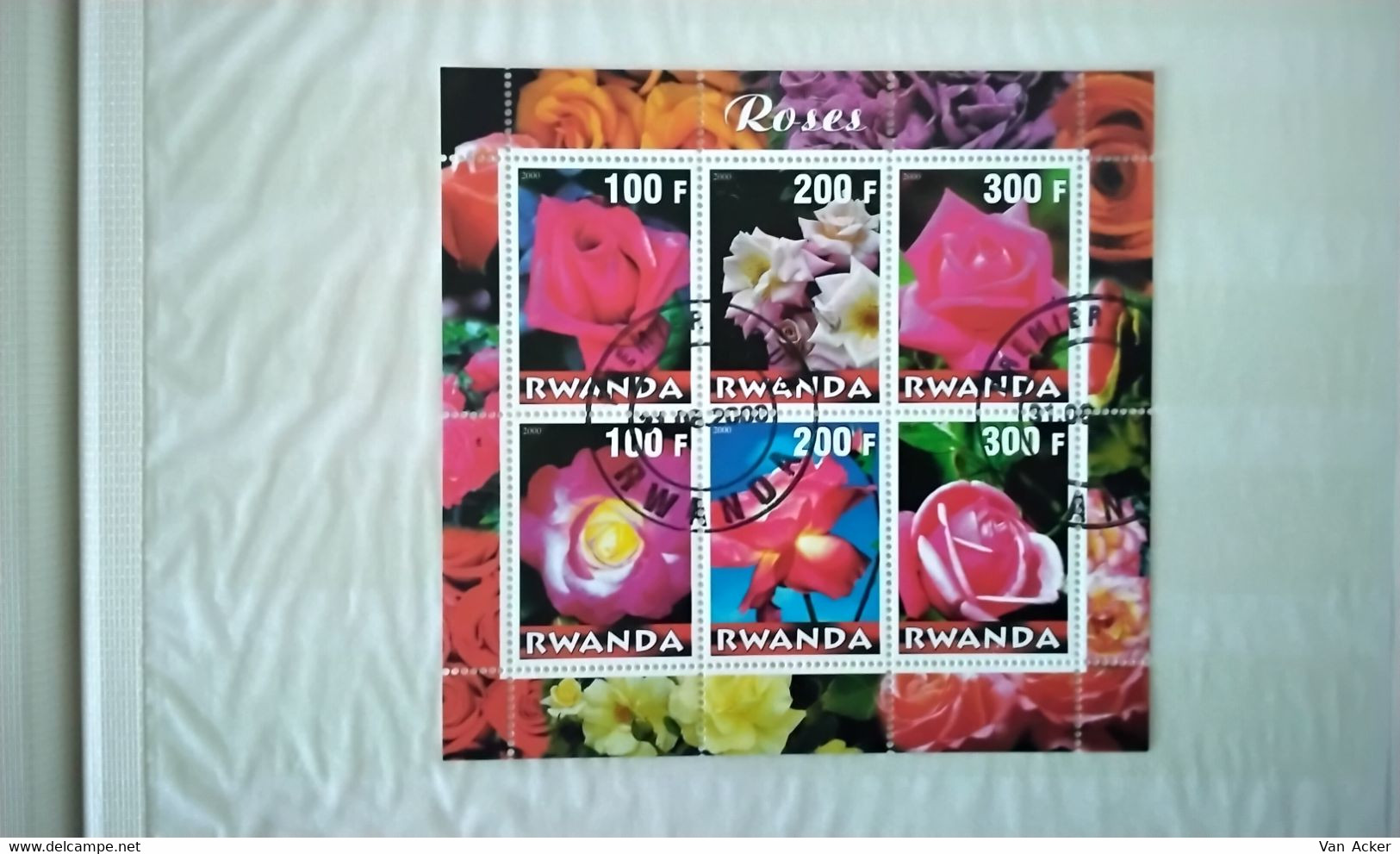 Rwanda Flowers Roses 2000 Used. - Usados