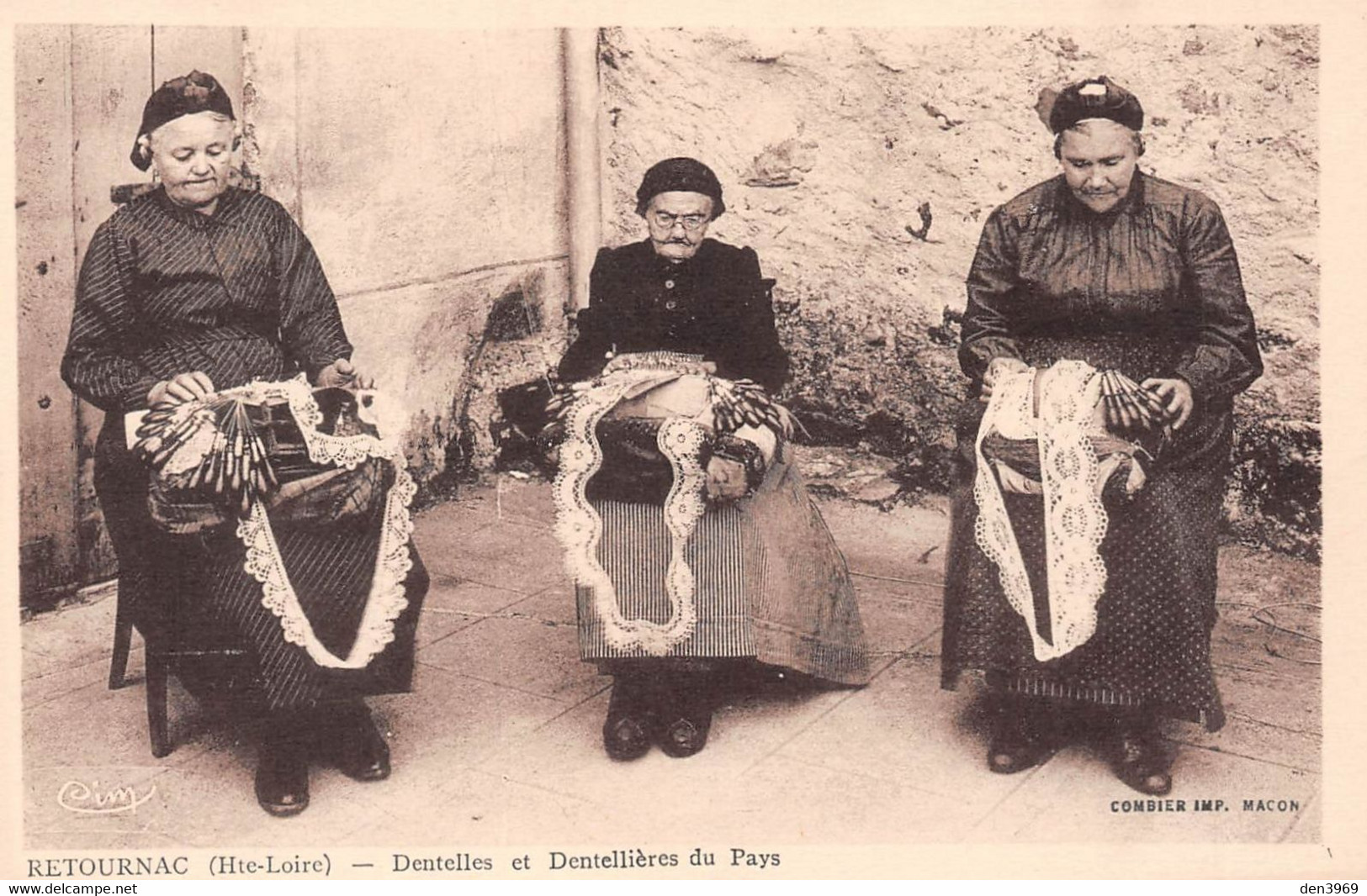 RETOURNAC (Haute-Loire) - Dentelles Et Dentellières Du Pays - Retournac