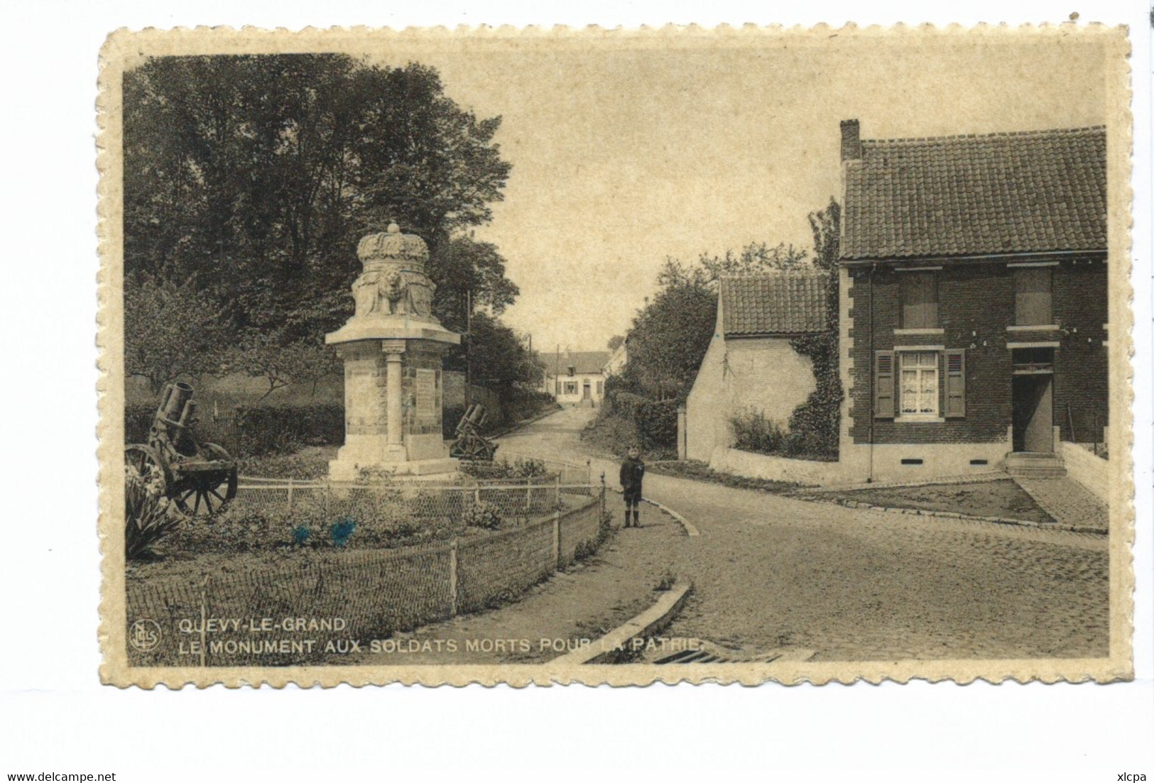 Quevy Le Grand  Le Monument Aux Soldats Morts Pour La Patrie  ( Carte Pliée Voir Scan !!! ) - Quévy Pointez Sur L'image - Quévy