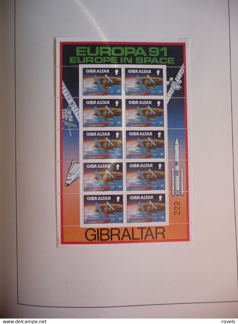 Europa -cept 1989 through 1991 MNH . all in a luxury leuchttrum album. see scan.